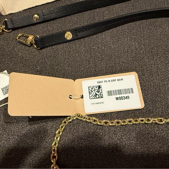 Louis Vuitton Black Monogram Crossbody Bag - Picture 7 of 15